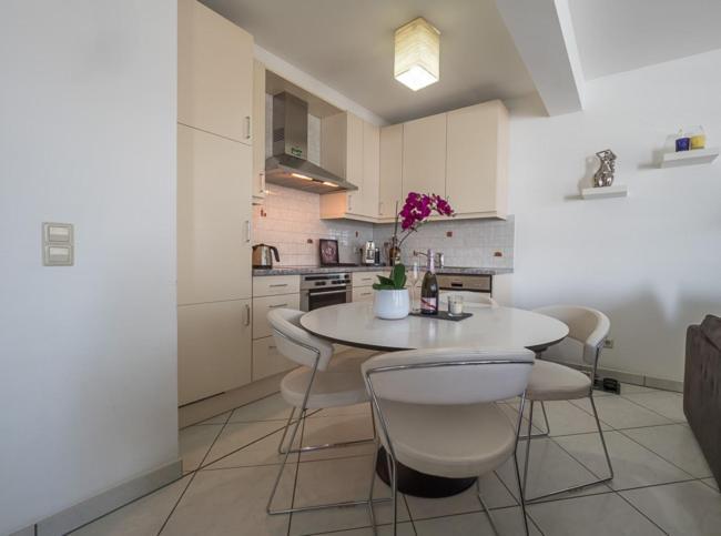 Luxury Penthouse Apartment With 3 Balconies -2 Bedrooms -Petrus View & Parking Luxemburg Kültér fotó