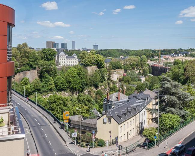 Luxury Penthouse Apartment With 3 Balconies -2 Bedrooms -Petrus View & Parking Luxemburg Kültér fotó